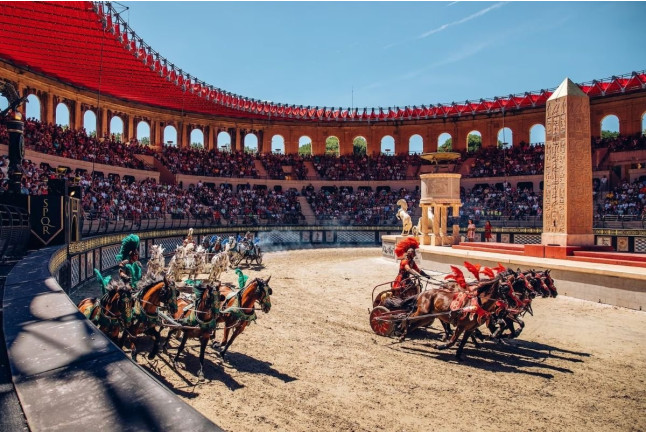 Entrada Combinada Preferente: Parque Puy du Fou España y Espectáculo Nocturno "El Sueño de Toledo" (Toledo)