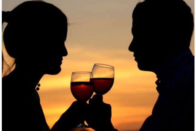 Puesta de Sol y Cena Romántica en Velero (Barcelona)