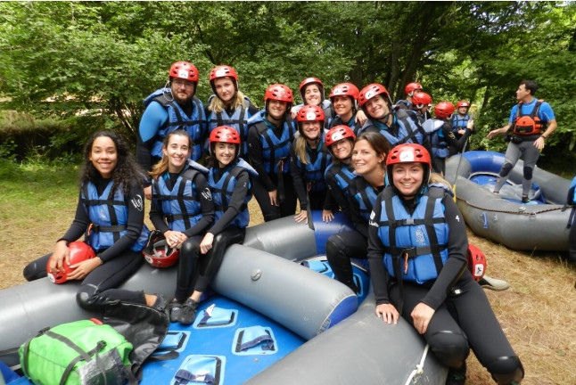 Rafting para dos en el río Ebro (Las Rozas de Valdearroyo, Cantabria)