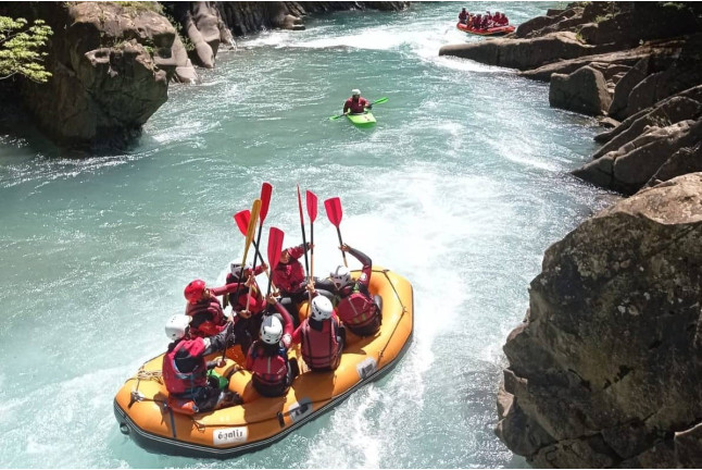 Rafting por el Río Ésera (Huesca)