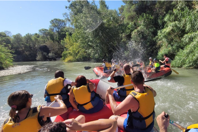 Rafting en el Cañón de Almadenes con Visita a 3 Cuevas: los Monigotes, la Nutria y el Puerto (Calasparra, Murcia)