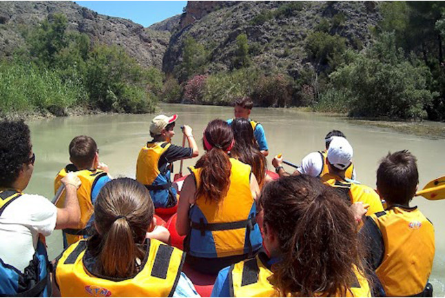 Rafting en el Cañón de Almadenes con Visita a 3 Cuevas: los Monigotes, la Nutria y el Puerto (Calasparra, Murcia)