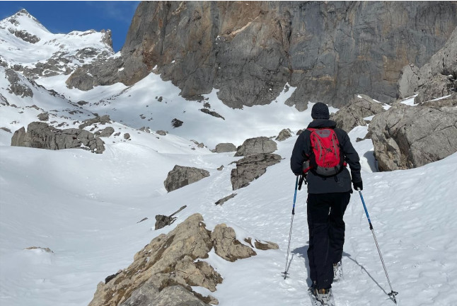 Ruta Privada en Raquetas de Nieve en Los Picos de Europa (Fuente Dé, Cantabria)