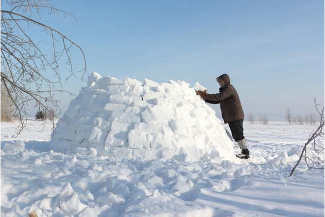 OFERTA: Raquetas de Nieve y Construcción de Iglús (Madrid)