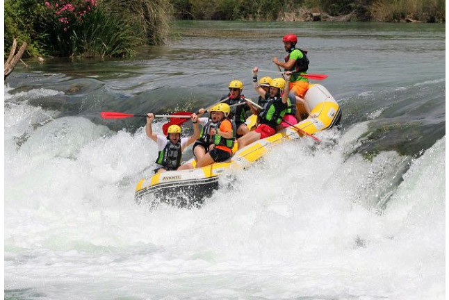 Rafting en El Cenajo y Río Mundo con Reportaje Fotográfico (Murcia)