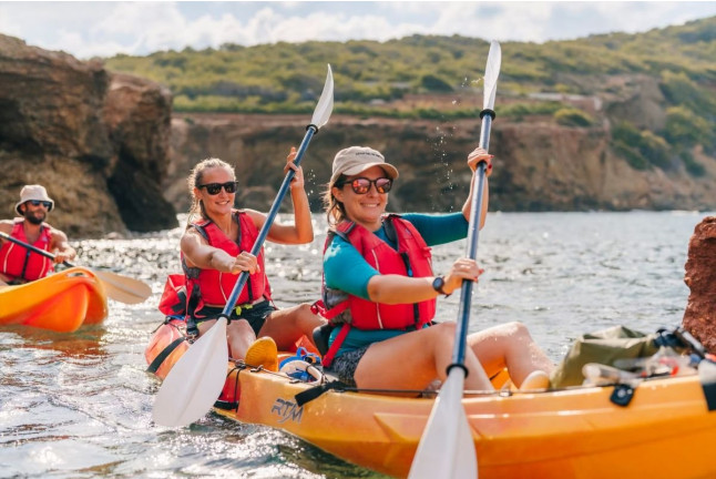 Kayak y Snorkel en la Reserva Marina de Tagomago (Ibiza)