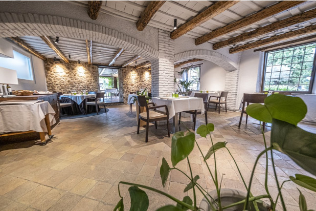 Escapada Gourmet, Relax & Sport: Noche con Spa y Menú en el Restaurante de Mas Solà 4* (Santa Coloma de Farners, Girona)
