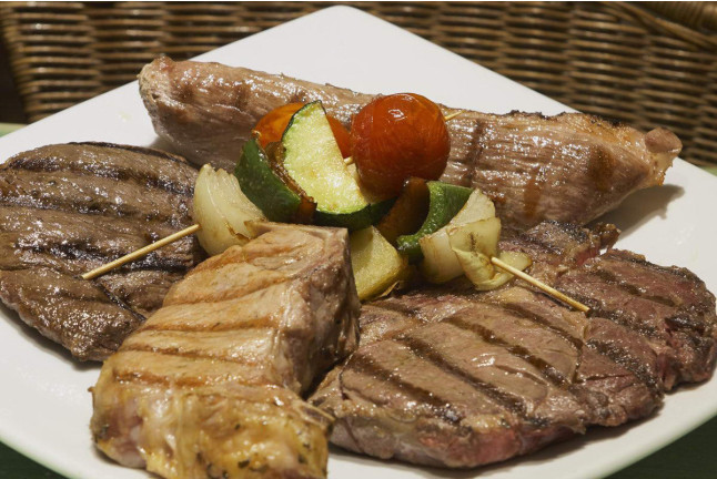 Comida o Cena Gourmet para dos en el Restaurante Abrasador Etxarri (Etxarri-Aranatz, Navarra)