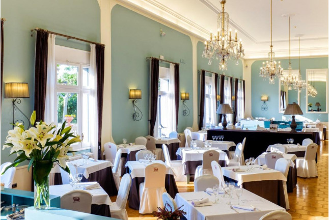 Comida o Cena para dos en el Restaurante Delicius del Balneario Vichy Catalán (L-V) (Girona)