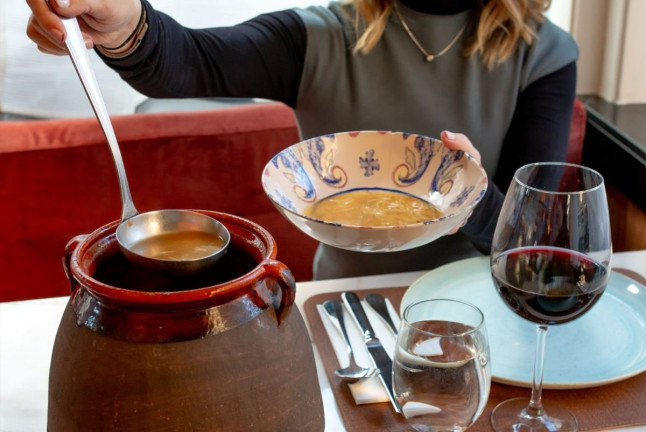 Menú Cocido Madrileño para dos en Restaurante El Café de la Ópera (Madrid)