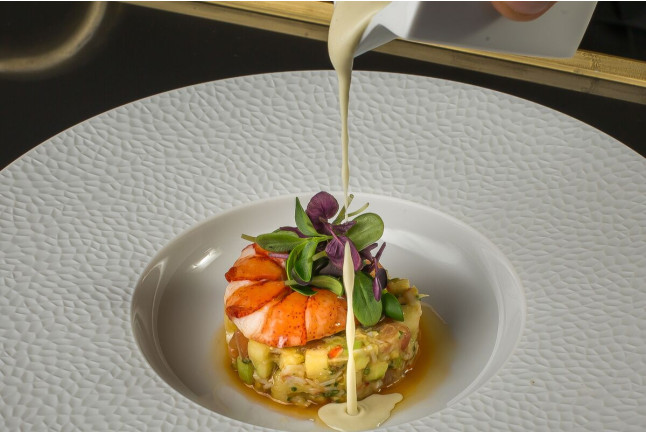 Circuito Spa en OASIS Wellness & Spa y Cena en Restaurante SOFIA Bar & Tapas para dos en Grand Hyatt Barcelona 5* (Barcelona)