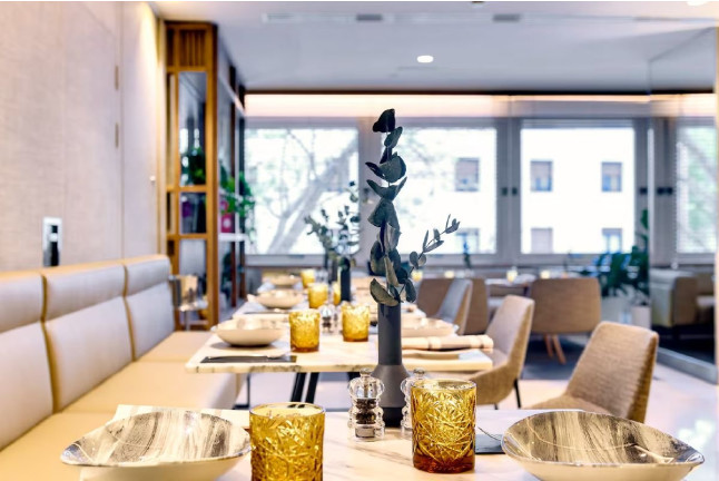 Almuerzo o Cena y Zona Wellness en Serena Spa @ Meliá Madrid Princesa 5* (Madrid)