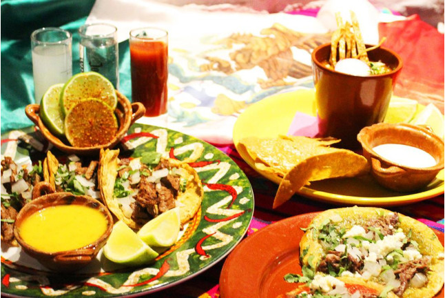 Comida o Cena para dos en Restaurante Mexicano Las Mañanitas (Madrid)