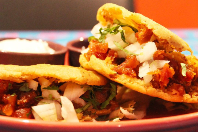 Comida o Cena para dos en Restaurante Mexicano Las Mañanitas (Madrid)