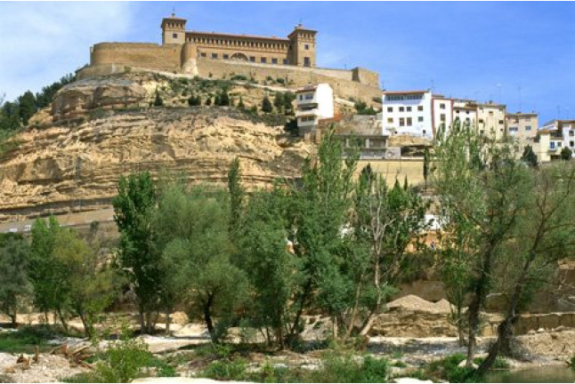 Mesa para dos: Comida o Cena para dos personas en Parador de Alcañiz (Teruel)