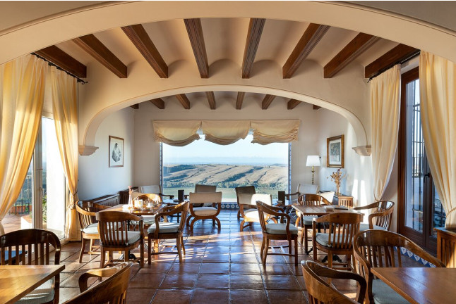 Mesa para dos: Comida o Cena para dos personas en Parador de Arcos de la Frontera (Cádiz)