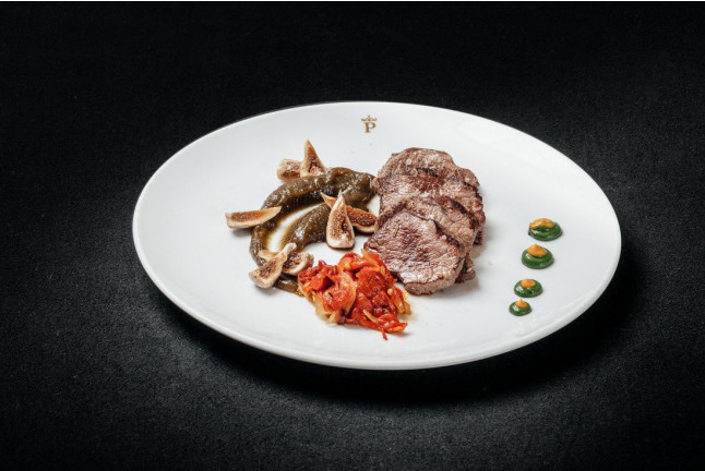 Mesa para dos: Comida o Cena para dos personas en Parador de Gredos (Ávila)