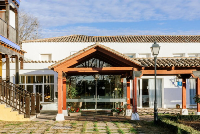 Mesa para dos: Comida o Cena para dos personas en Parador de Manzanares (Ciudad Real)