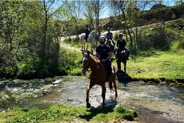Ruta a Caballo por el Parque de Guadarrama y el Parque de La Pedriza (El Boalo, Madrid)