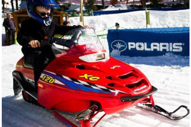 Ruta en Moto de Nieve para Niños en Naturlandia (Andorra)