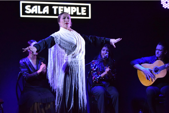 Espectáculo Flamenco con Bebida y opción a Ración para dos en Sala Temple (Madrid) 
