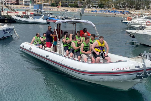 Salida en Barca Neumática Rápida para dos (Benidorm, Alicante)
