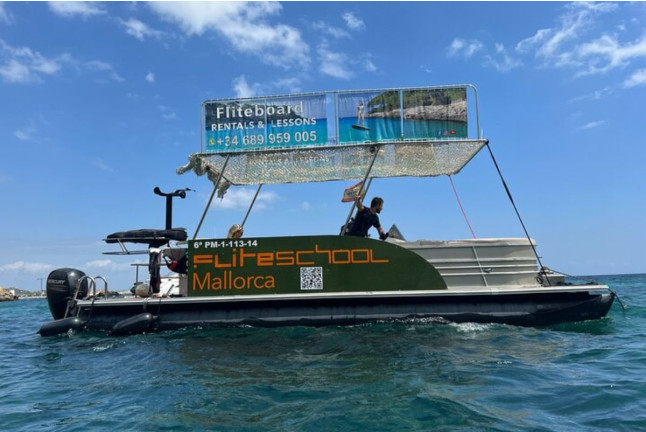 Salida Privada en Barco con Paddle Surf, Snorkel y Paradas de Baño (Palmanova, Mallorca)