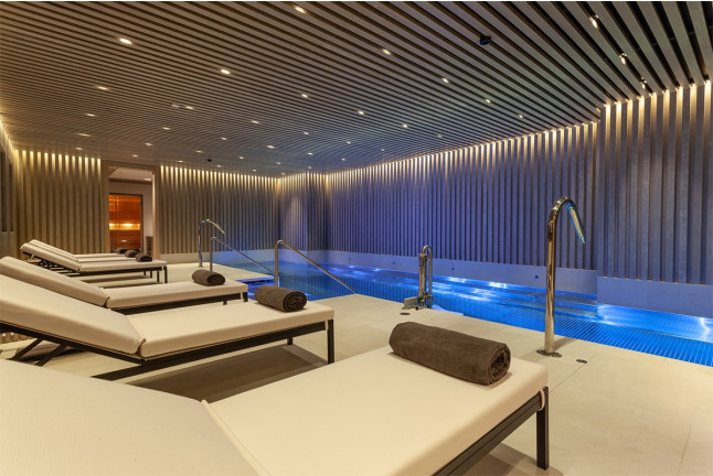 Zona de Aguas y Deep Tissue Massage en Seventy Spa del Hotel Seventy Barcelona 4* (Barcelona)