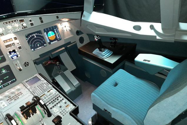 Simulador de Vuelo A-320 en Aeródromo Cuatro Vientos (Madrid) 