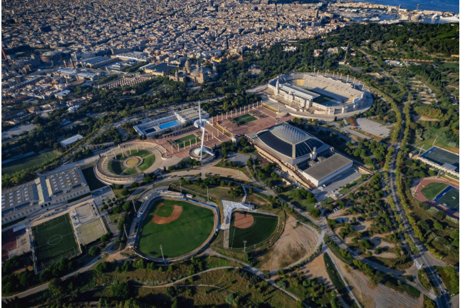 Vuelo en Helicóptero: Sky Tour Barcelona