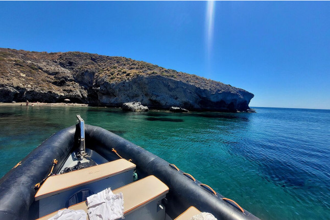 Ruta en Barco con Snorkel en aguas cristalinas (Cabo de Gata, Almería)