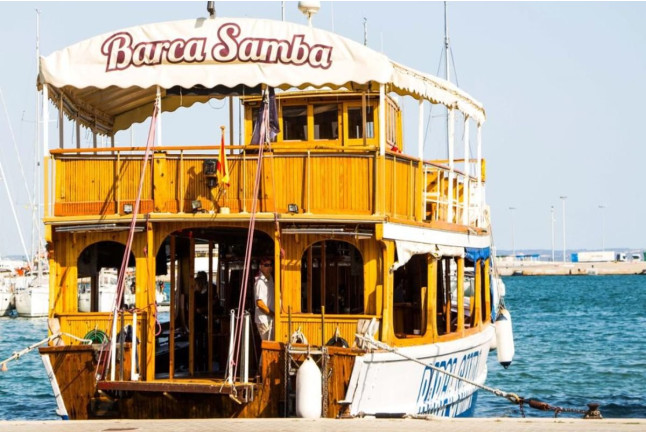 Salida en Barco con Snorkel, Buffet Mediterráneo y Música en Vivo (Palma de Mallorca)