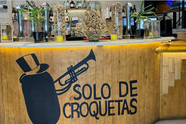 Crocata Duo: Comida o Cena para dos en Solo de Croquetas Reina Victoria (Madrid)