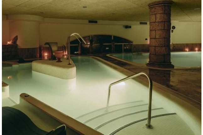 Circuito Spa y Comida o Cena para dos en Thermae Spa (Coín, Málaga) 