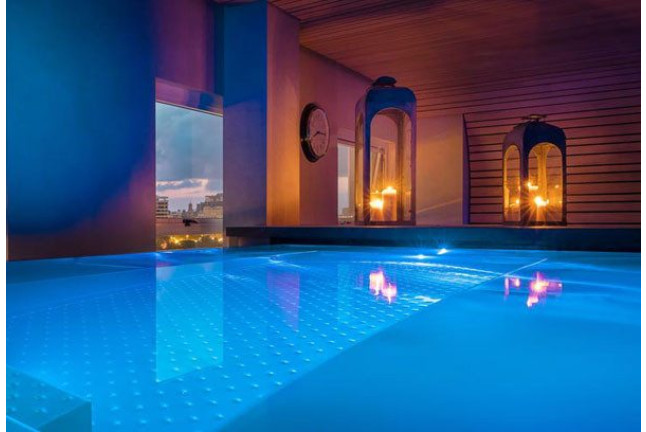 Circuito Spa y Comida o Cena para dos en Hotel SH Valencia Palace 5* (Valencia)