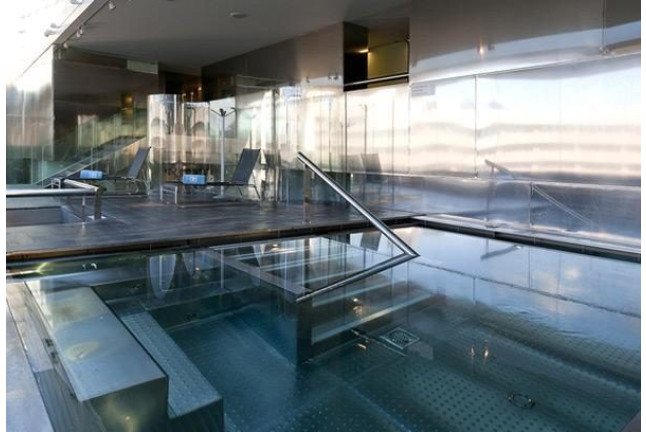 Circuito Spa, Masaje y Desayuno para dos en el Serena Spa del Hotel NH Constanza (Barcelona)