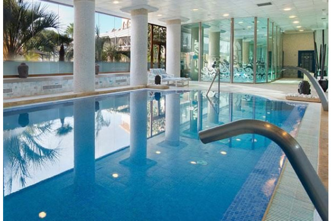 Circuito Spa en Hotel IPV Palace & Spa 4* (Fuengirola, Málaga)