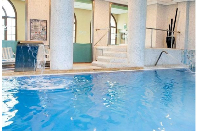 Circuito Spa y Bañera Hidromasaje en Hotel IPV Palace & Spa 4* (Fuengirola, Málaga)