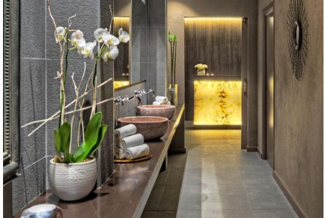 Circuito Spa y Masaje Relajante en Hotel H10 Andalucía Plaza 4* (Marbella, Málaga)