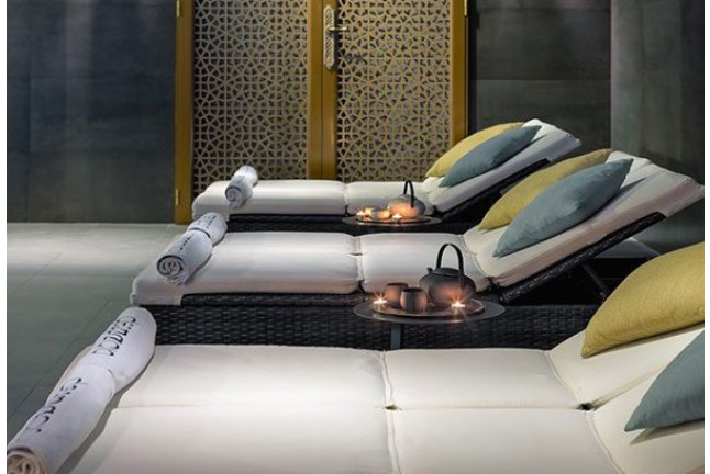 Circuito Spa y Masaje Relajante en Hotel H10 Andalucía Plaza 4* (Marbella, Málaga)