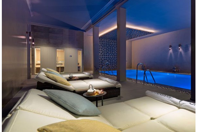 Circuito Spa y Masaje Relajante en Hotel H10 Andalucía Plaza 4* (Marbella, Málaga)