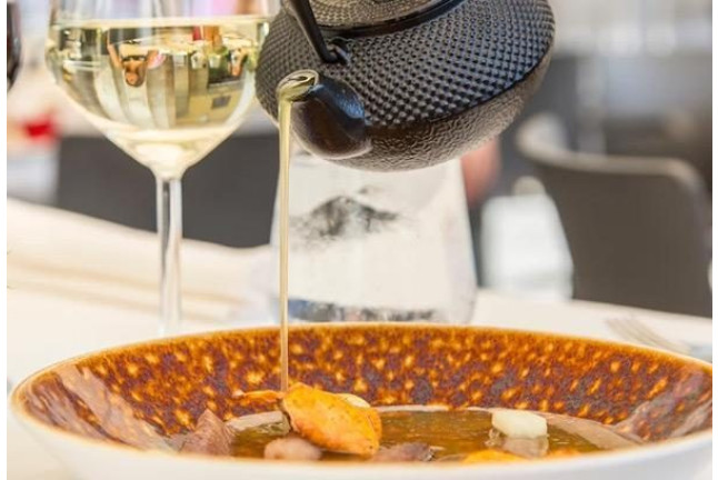Spa y Masaje en Hotel Pestana Plaza Mayor 4* y Comida o Cena para dos en Restaurante Arrabal (Madrid)