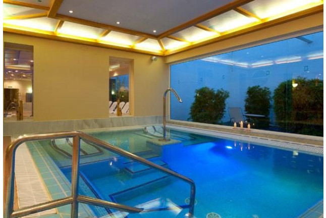 Circuito Spa y Masaje Relajante para dos en Hotel Fuerte Conil - Costa Luz 4* (Conil de la Frontera, Cádiz)
