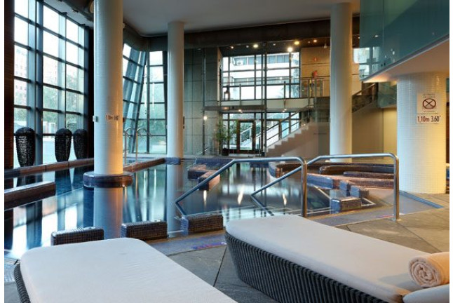 Circuito Spa y Masaje Relajante para dos en Caroli Health Club en Hotel 5* (Madrid)