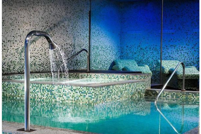 Spa y Masaje al Bálsamo de Oro en Despacio Spa Centre del Hotel H10 Marina (Barcelona)