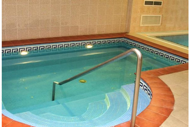 Circuito Spa y Masaje 30' para Parejas en Natura Beauty (Benalmádena, Málaga)