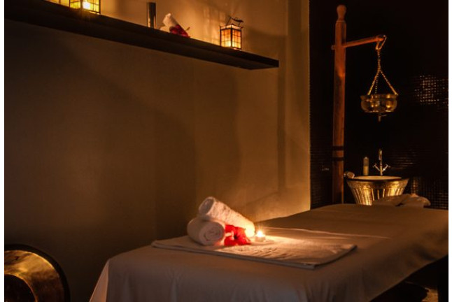 Circuito Spa y Masaje Relajante en Senzia Senator Banús Spa Hotel 5* (Estepona, Málaga)