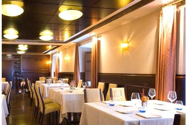 Circuito Spa, Masaje y Cena para dos en Hotel Palacio de la Magdalena 4* (Soto del Barco, Asturias)