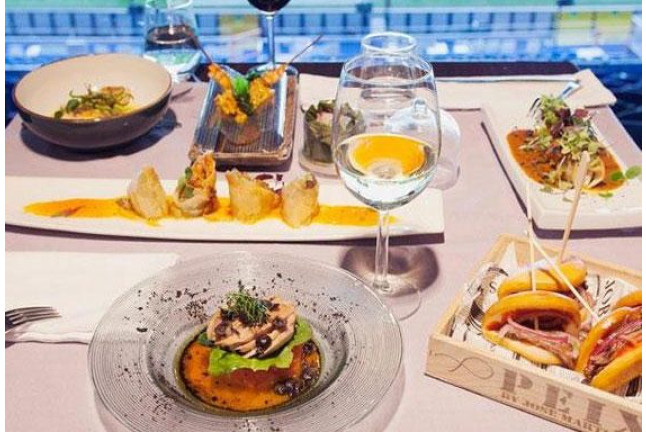 Spa Privado en Spaxión de El Corte Inglés La Castellana y Menú para dos en Restaurante Realcafé Bernabéu (Madrid)