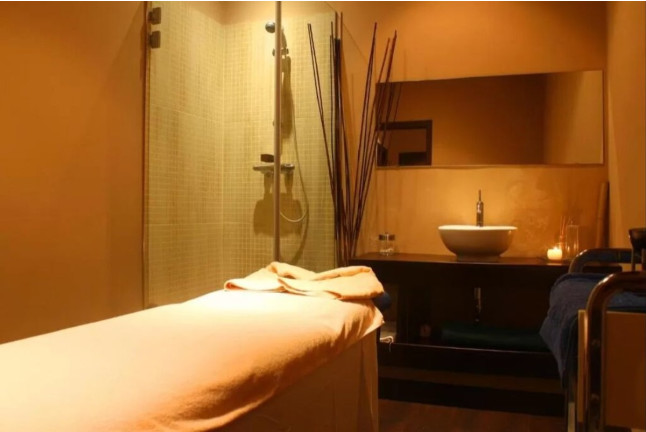 Spa, Masaje y Cena para dos en Hotel AR Roca Esmeralda 3* (Calpe, Alicante)